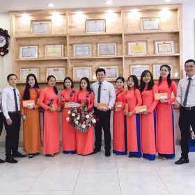 Phụ nữ Kim Oanh Group hạnh phúc trong ngày 8-3